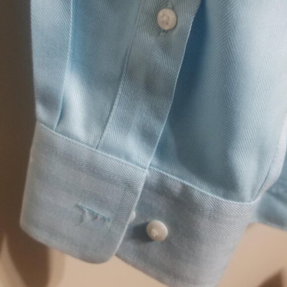 Croft & Barrow dress shirt, No Iron 16.5 Cotton, Business Formal Teal - Picture 2 of 6